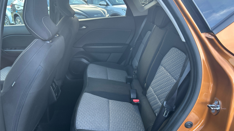 Renault Captur 1.0 TCE 90 SE Limited 5dr Petrol Hatchback